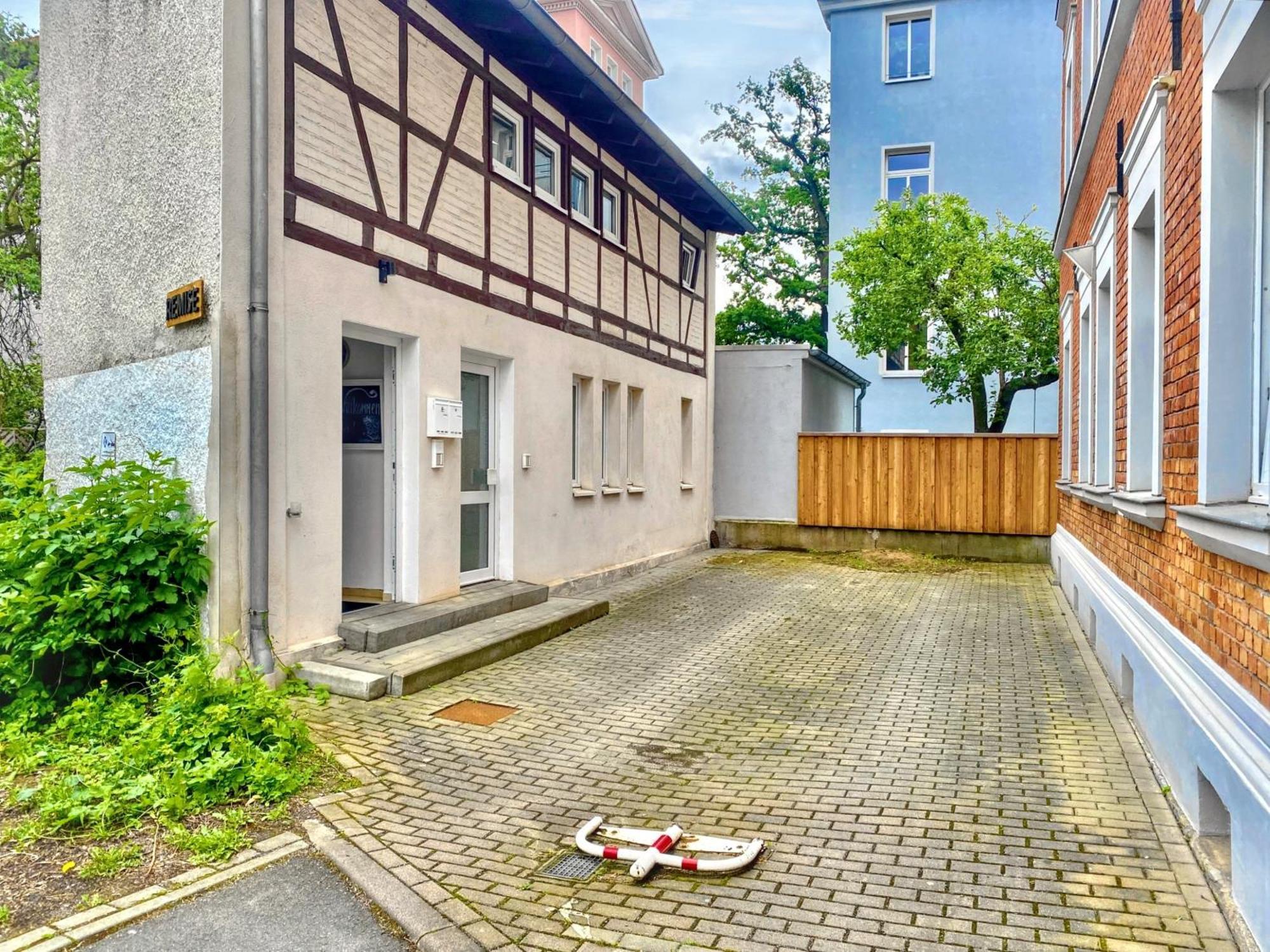 Die Remise Mit Kostenlosem Parkplatz Direkt Vor Der Tuer Erfurt Exterior foto